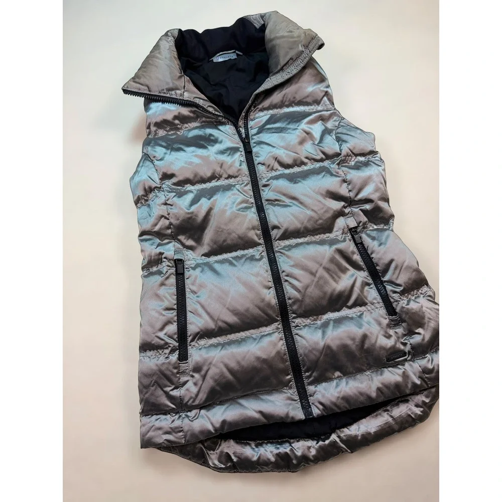Athleta Metallic Silver Downtown High Neck Puffer‎ Ski Vest Down Filled Sz XXS